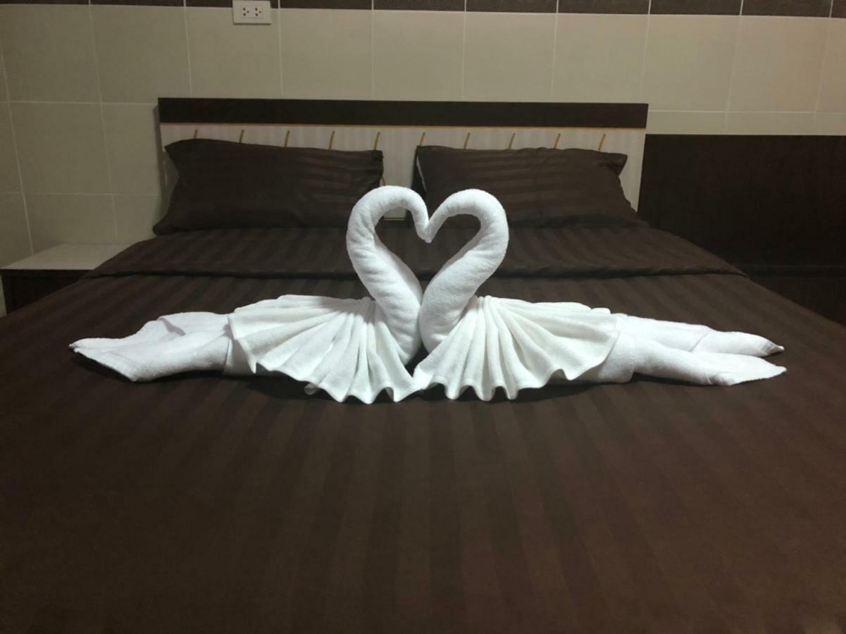D5 Hotel สาขา มาบโป่ง Chonburi Esterno foto