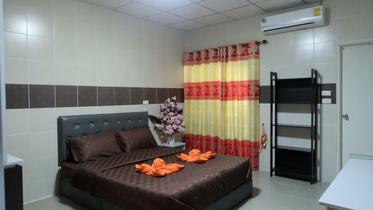 D5 Hotel สาขา มาบโป่ง Chonburi Esterno foto