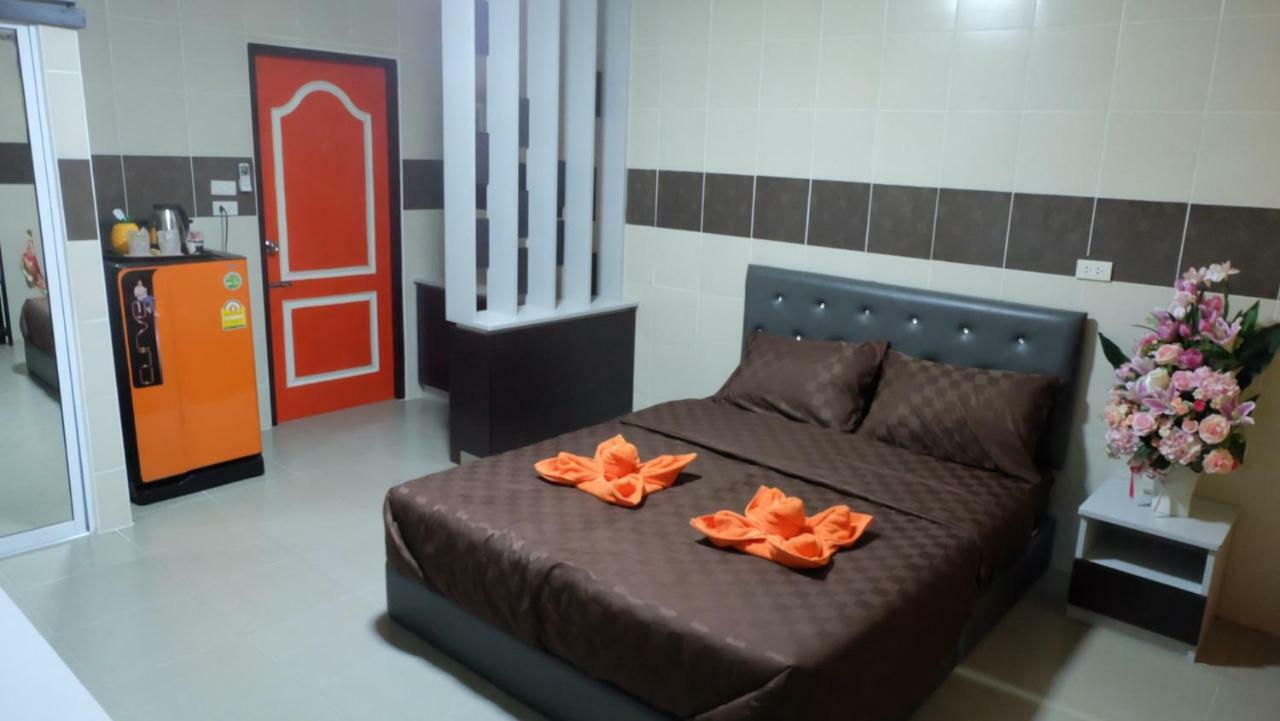 D5 Hotel สาขา มาบโป่ง Chonburi Esterno foto